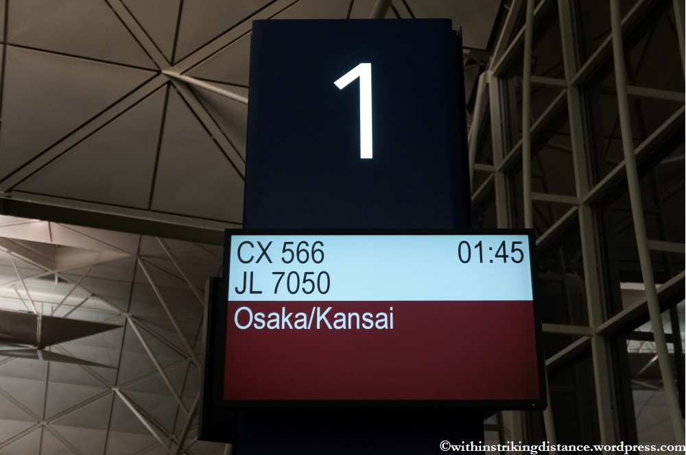 CX 566 HKG-KIX 001
