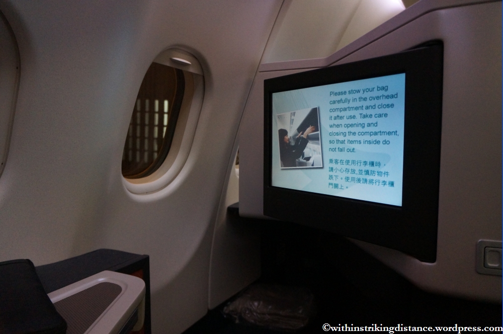 CX 566 HKG-KIX 005