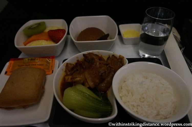 16Apr13 CX 905 HKG MNL 002