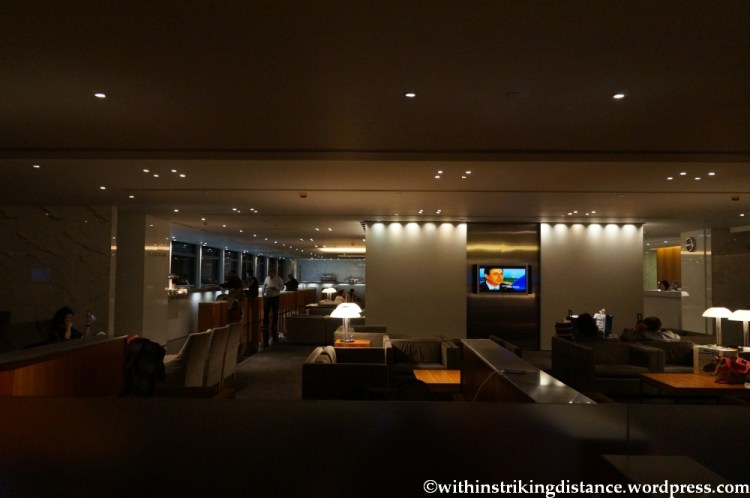 16Apr13 CX Pier Lounge HKG 002