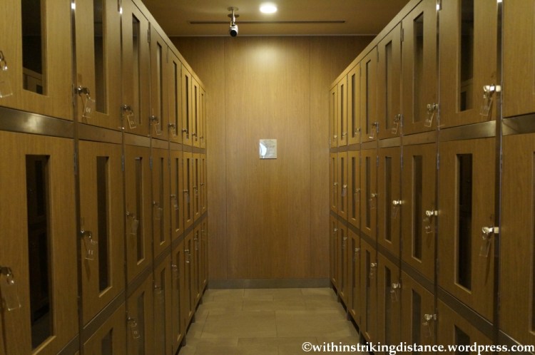 16Apr13 JAL Sakura Lounge HND 008