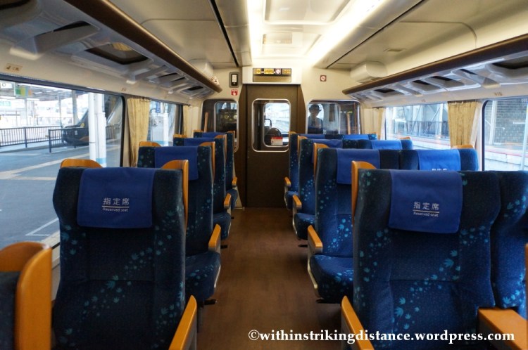 12Feb14 JR Shikoku 8000 series Green Car Shiokaze 001