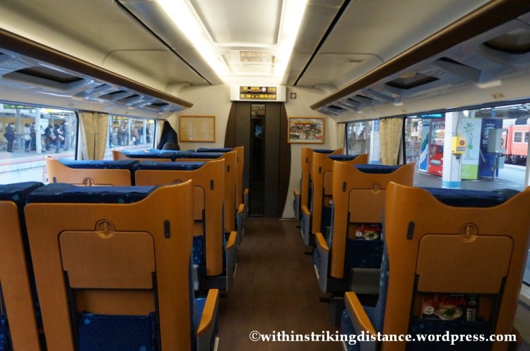 12Feb14 JR Shikoku 8000 series Green Car Shiokaze 003