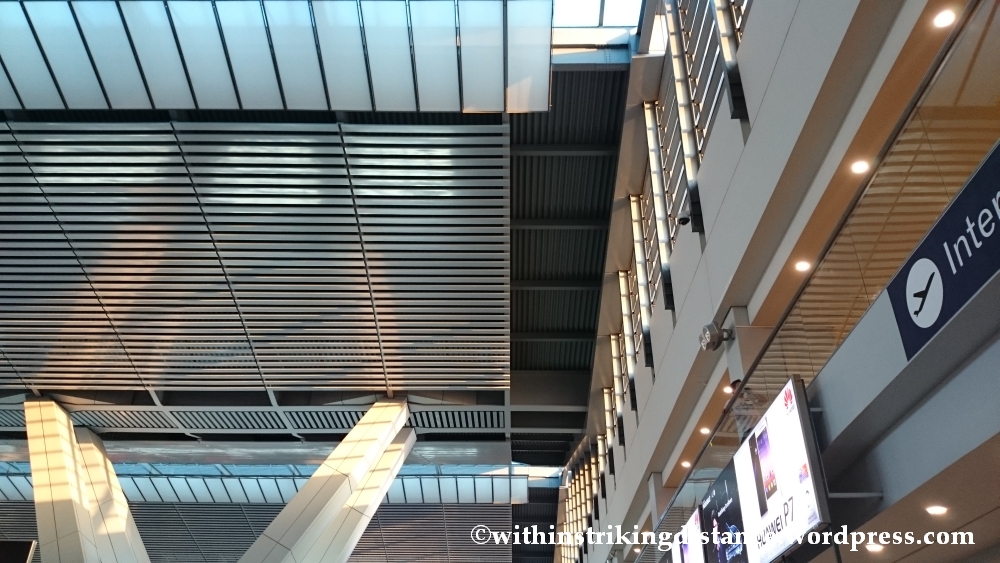 05Nov14 Ninoy Aquino International Airport Terminal 3 MNL Manila Philippines 002