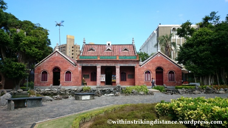 06Nov14 Aletheia University Oxford College Tamsui Danshui Taipei Taiwan 022