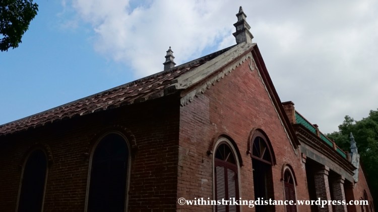 06Nov14 Aletheia University Oxford College Tamsui Danshui Taipei Taiwan 023