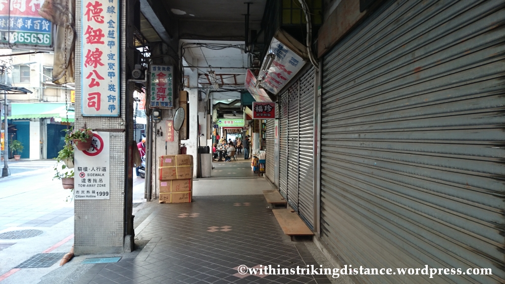06Nov14 Huayin Street Taipei Taiwan 001