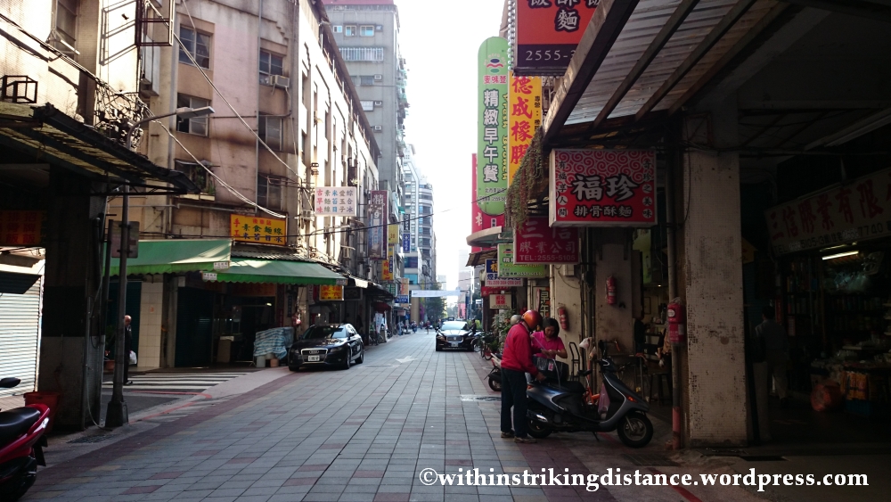 06Nov14 Huayin Street Taipei Taiwan 002