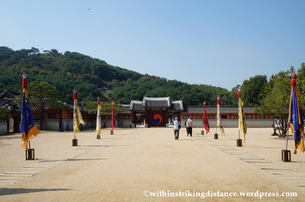14Oct13 Haenggung Hwaseong Fortress Suwon South Korea 002