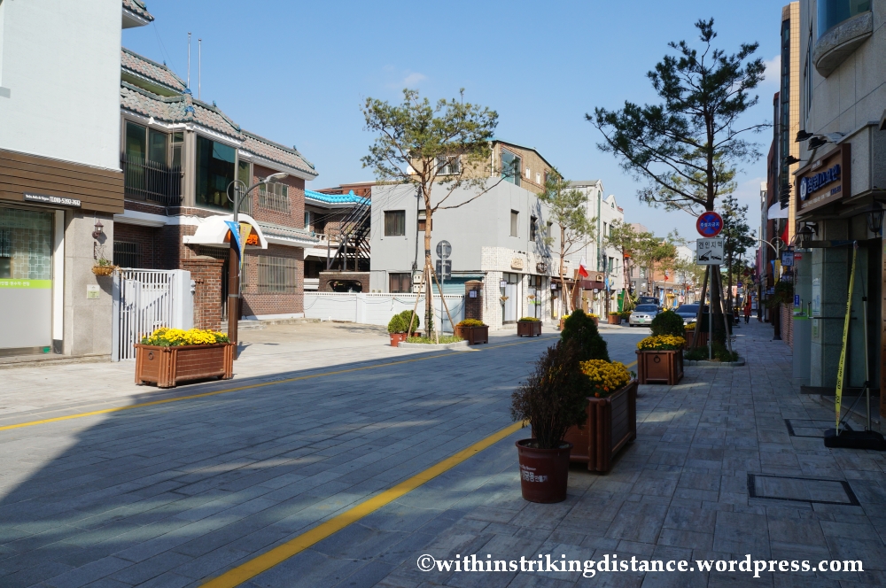 14Oct13 Hwaseong Fortress Suwon South Korea 018