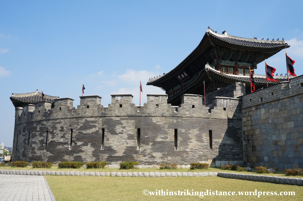 14Oct13 Janganmun Hwaseong Fortress Suwon South Korea 009