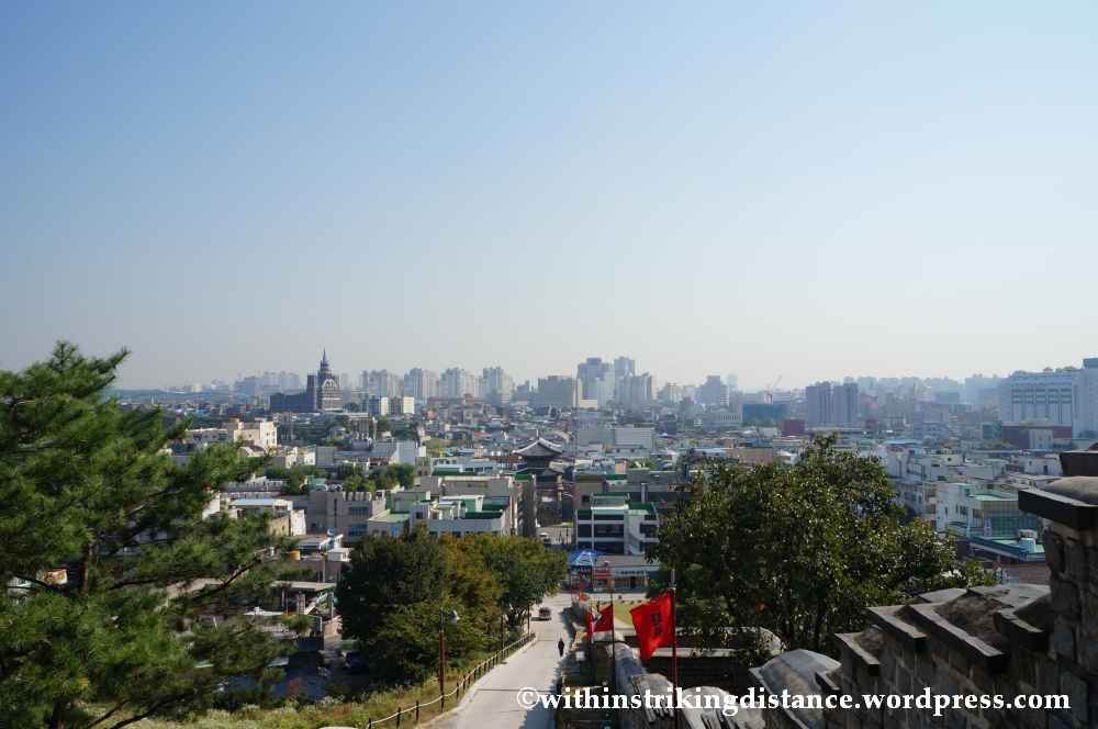 14Oct13 Paldalsan Wall Hwaseong Fortress Suwon South Korea 002