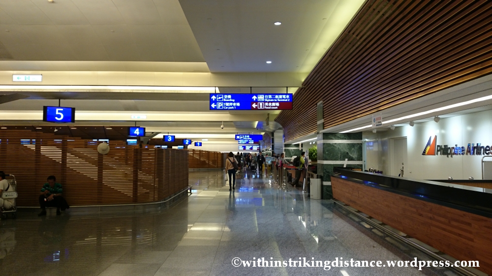 07Nov14 005 Taoyuan International Airport Terminal 1 Check-in Counters Taipei Taiwan