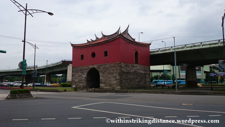 07Nov14 041 North Gate Taipei Taiwan