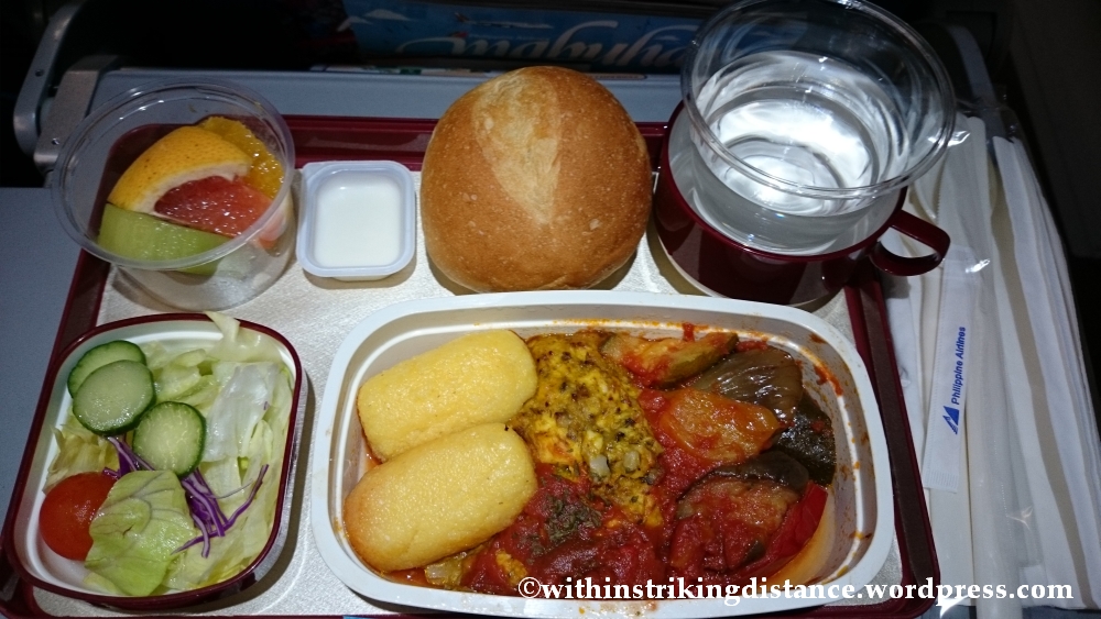 28Mar15 005 Economy Class Philippine Airlines PR 425 Fukuoka Manila