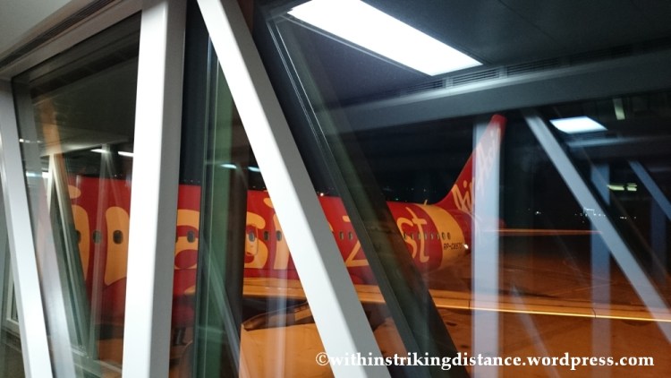 13Dec14 005 A320-200 Economy Class Air Asia Zest Z2 85 Seoul Incheon Manila