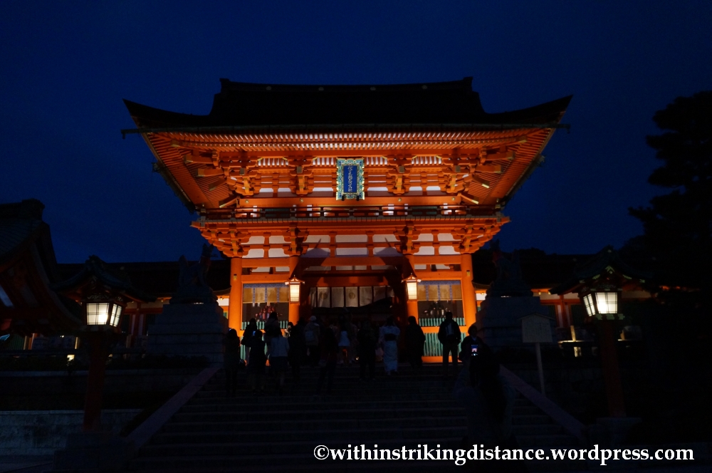 22Nov14 008 Fushimi Inari Taisha Kyoto Kansai Japan