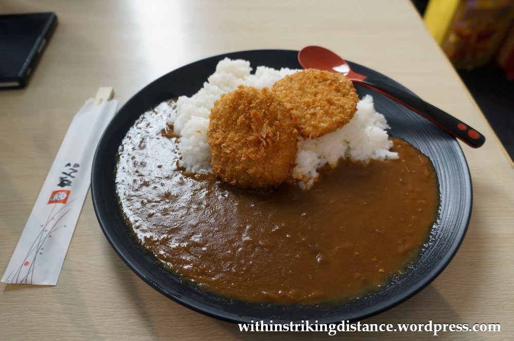 25Nov14 021 Curry Croquettes Kansai Airport Japan