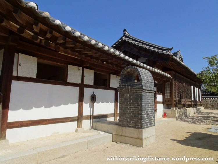 27Sep15 1001 South Korea Seoul Namsangol Hanok Village