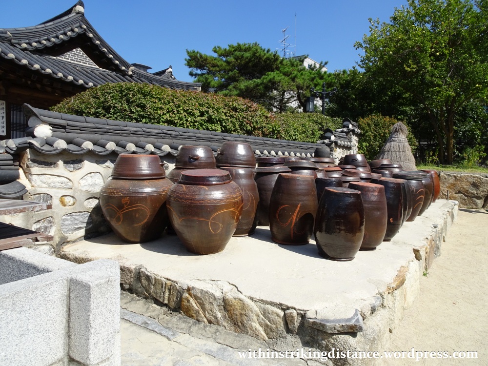 27Sep15 1006 South Korea Seoul Namsangol Hanok Village