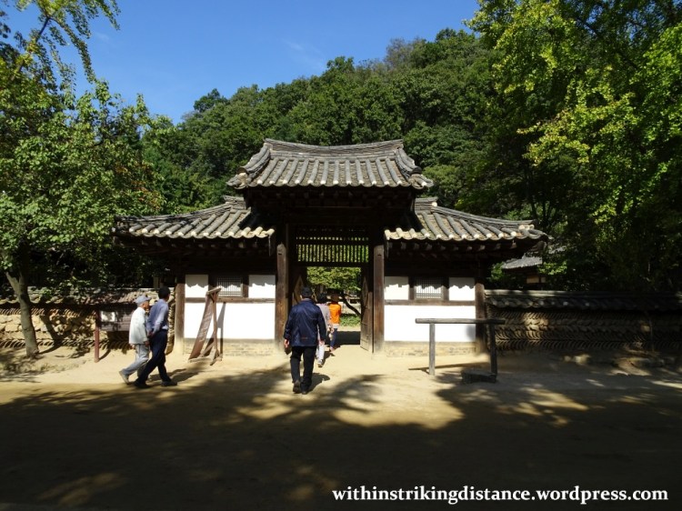 28Sep15 005 South Korea Seoul Yongin Korean Folk Village
