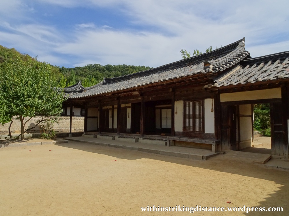 28Sep15 017 South Korea Seoul Yongin Korean Folk Village