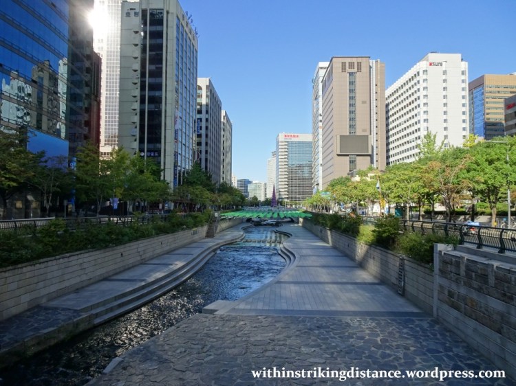 29Sep15 002 South Korea Seoul Cheonggyecheon