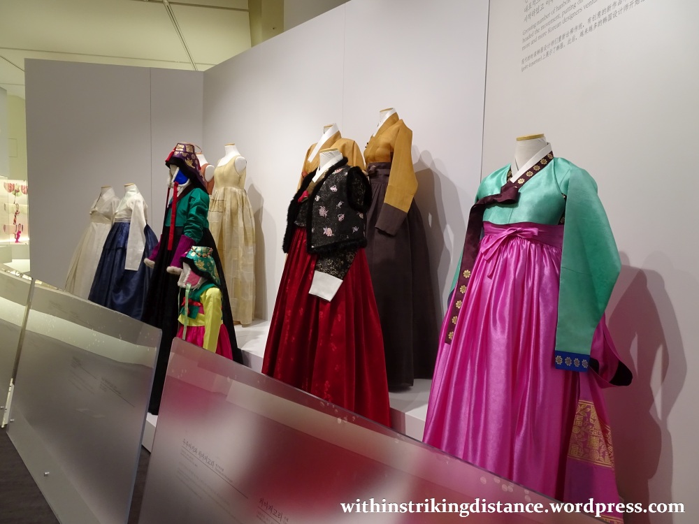 29Sep15 002 South Korea Seoul Cheongwadae Sarangchae Hanbok