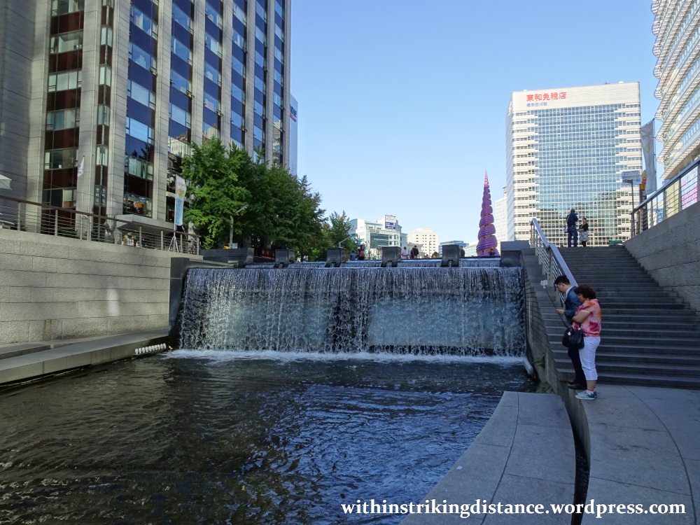 29Sep15 004 South Korea Seoul Cheonggyecheon