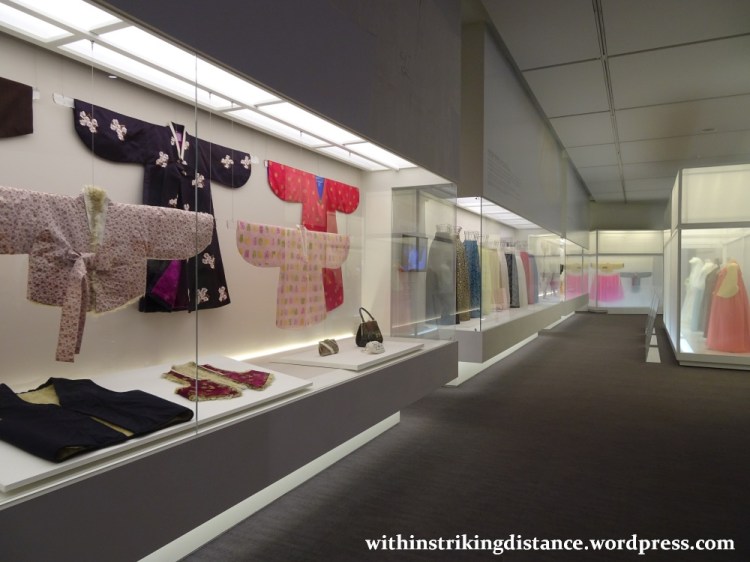 29Sep15 004 South Korea Seoul Cheongwadae Sarangchae Hanbok