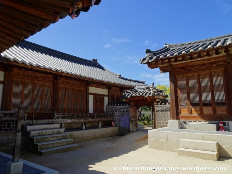29Sep15 008 South Korea Seoul Gyeongbokgung Palace Geoncheonggung