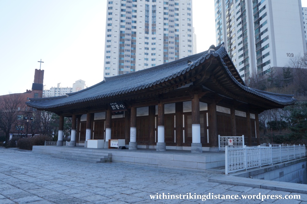13Dec14 002 South Korea Seoul Seodaemun Independence Park Dongnipgwan