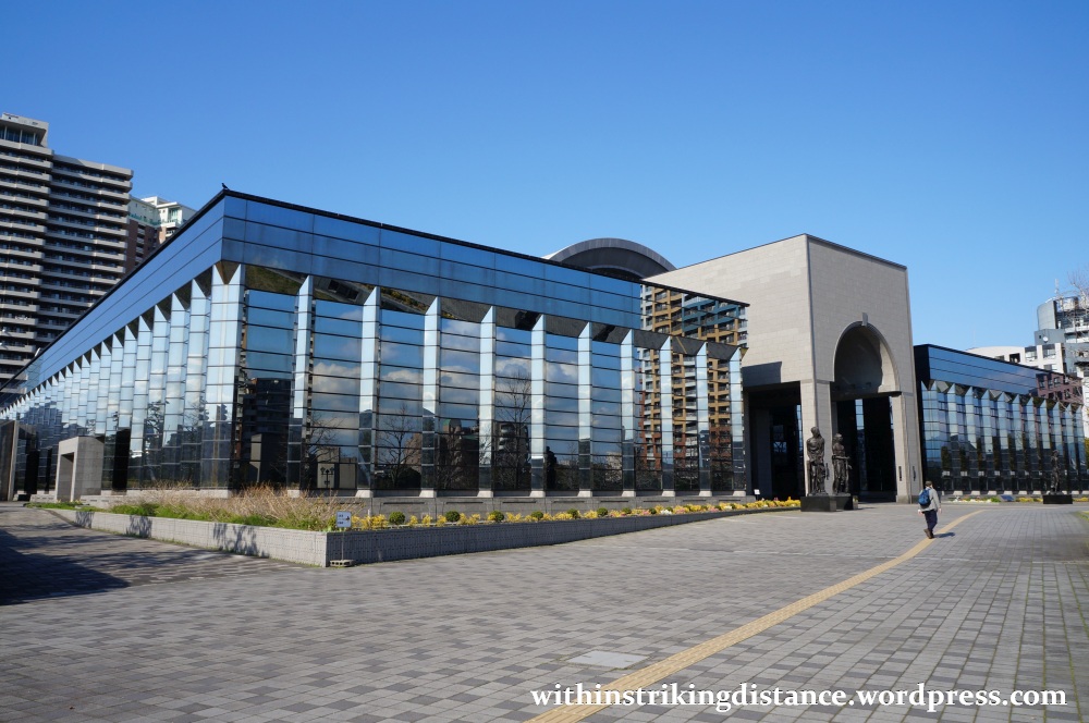 24Mar15 002 Japan Kyushu Fukuoka City Museum Seaside Momochi
