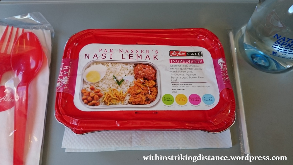 06Feb16 002 AirAsia Flight Z2 884 MNL ICN Meal Pak Nasser Nasi Lemak
