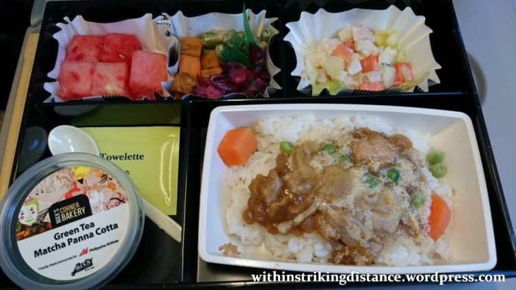 09Mar16 009 Philippine Airlines Flight PR 432 MNL NRT Manila Tokyo Economy Class Meal