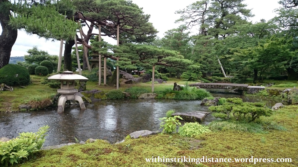 01Jul15 008 Japan Honshu Ishikawa Kanazawa Kenrokuen