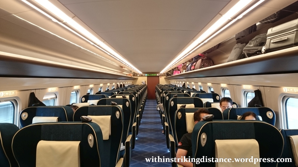 02Jul15 010 JR East Hokuriku Shinkansen E7 Series Train Set F15 Green Car First Class Seat