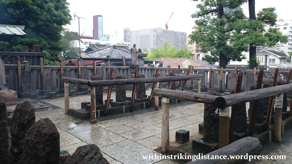05Jul15 011 Japan Honshu Tokyo Sengakuji 47 Forty Seven Ronin Graves