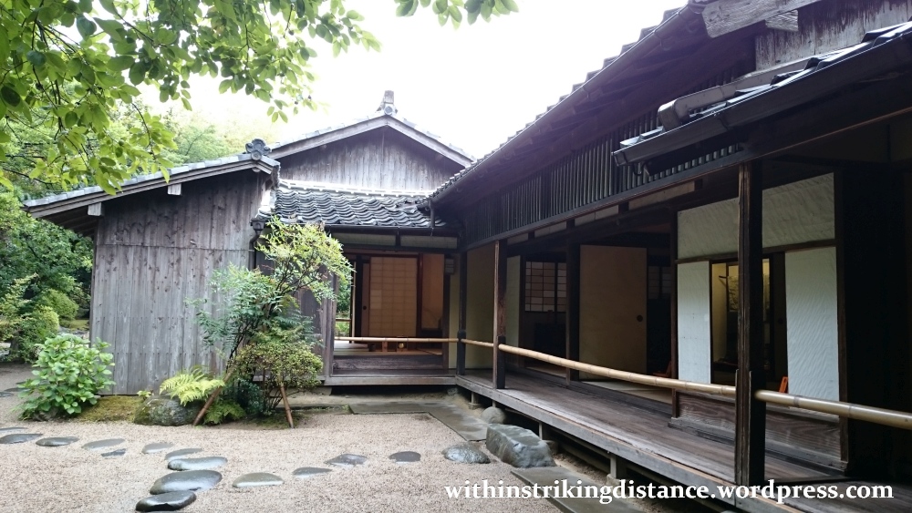 07jul15-007-japan-honshu-shimane-matsue-shiomi-nawate-street-former-samurai-district-houses