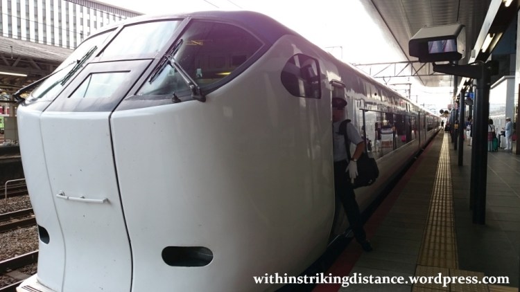 09jul15-001-japan-jr-west-281-series-emu-haruka-limited-express-train