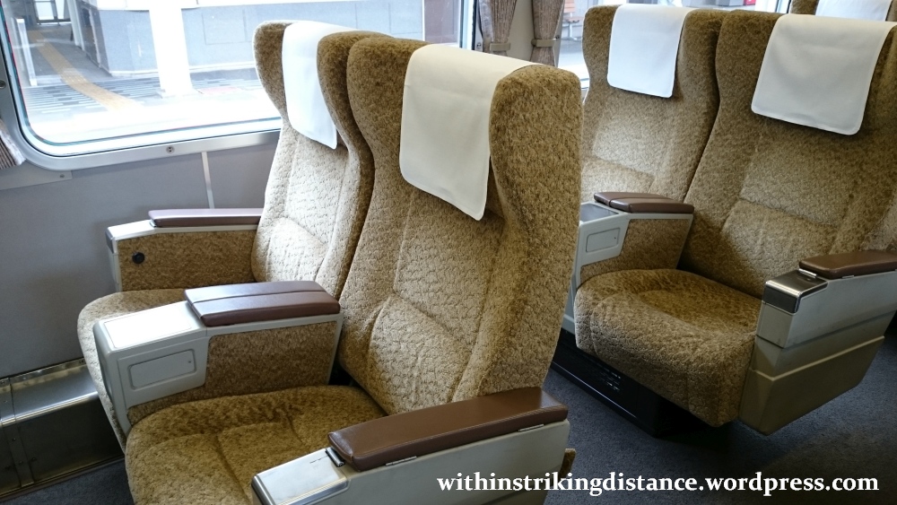 09jul15-003-japan-jr-west-381-series-emu-kounotori-limited-express-train
