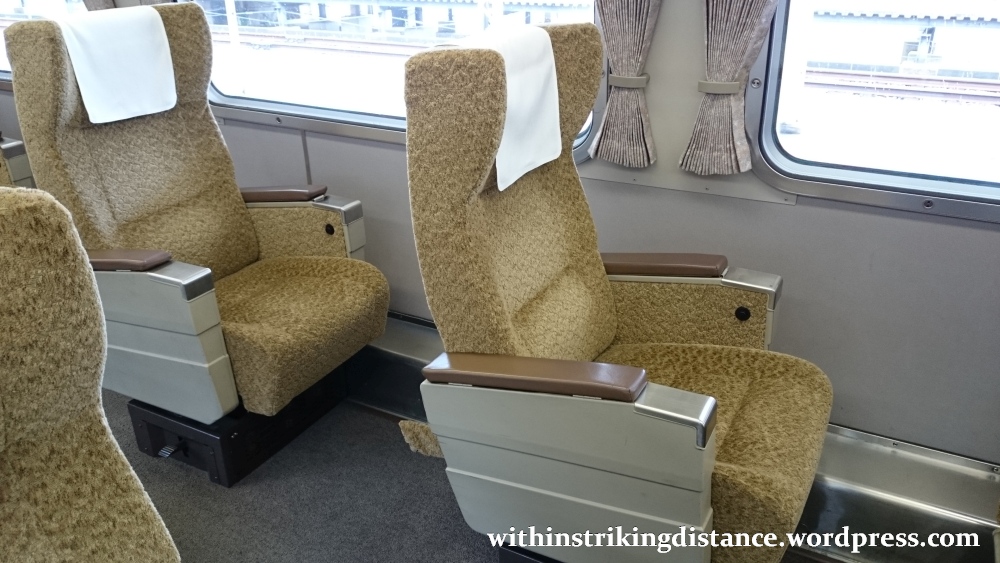 09jul15-004-japan-jr-west-381-series-emu-kounotori-limited-express-train