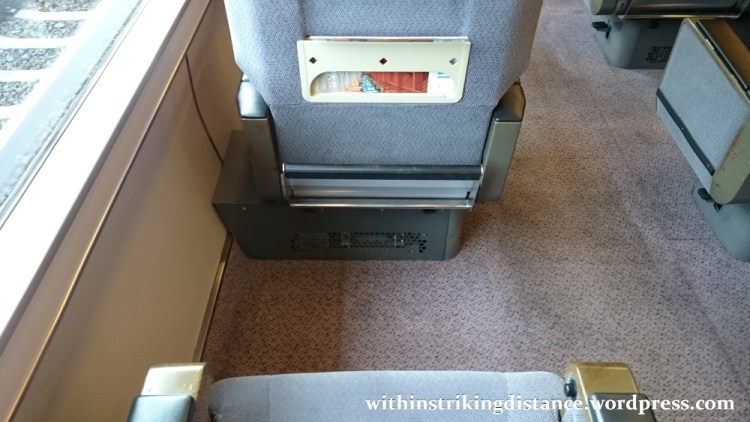 09jul15-005-japan-jr-west-281-series-emu-haruka-limited-express-train