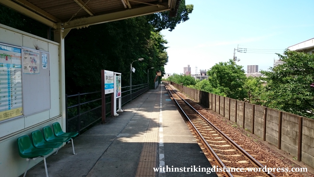 10jul15-002-japan-railways-jr-shikoku-kotoku-line-ritsurin-koen-kitaguchi-train-station-takamatsu-kagawa