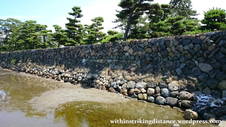 10jul15-003-japan-shikoku-kagawa-takamatsu-castle-tamamo-ishigaki