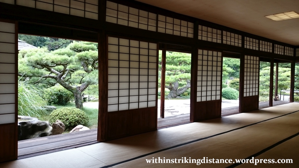 10jul15-003-japan-shikoku-kagawa-takamatsu-ritsurin-koen-garden-kikugetsu-tei-teahouse