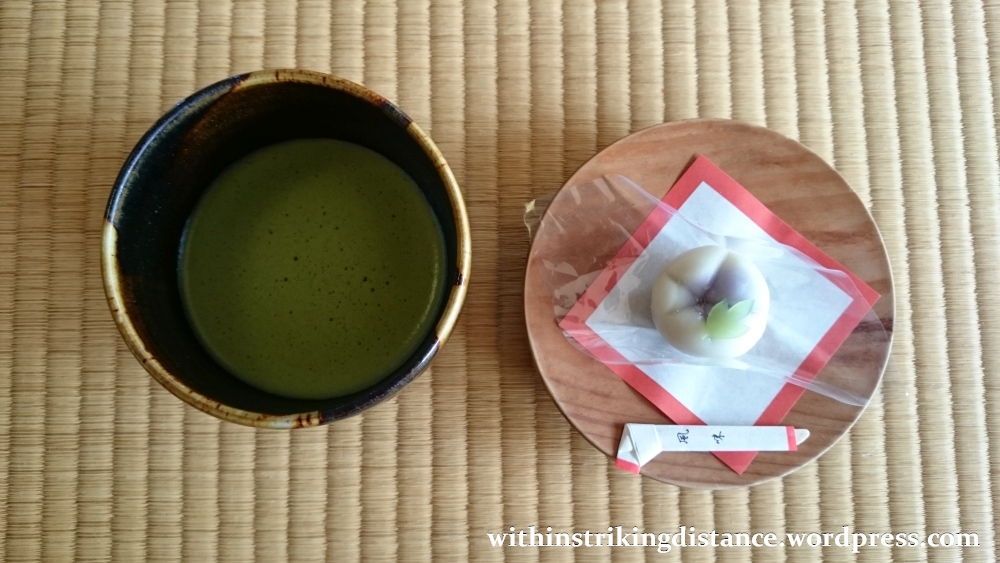 10jul15-004-japan-shikoku-kagawa-takamatsu-ritsurin-koen-garden-kikugetsu-tei-teahouse