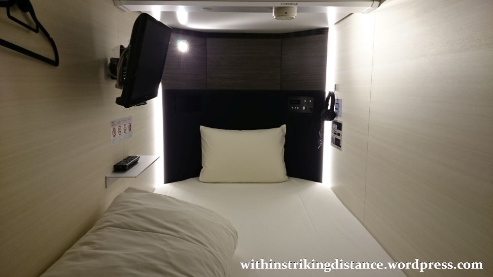 01oct16-002-japan-kanto-tokyo-nihonbashi-bay-hotel-capsule-hotel