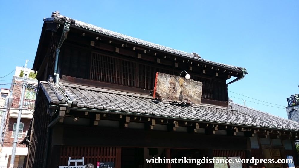 02oct16-013-japan-kanto-tokyo-taito-ueno-shitamachi-yoshida-ya-sake-shop