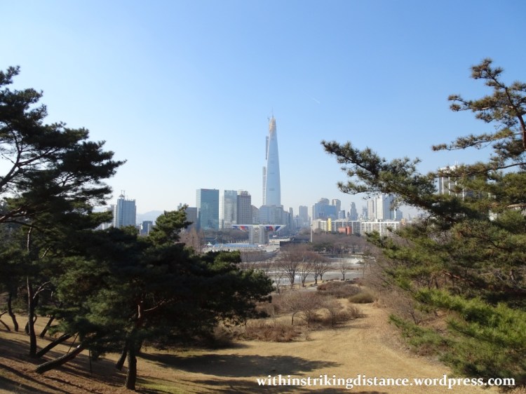 07feb16-005-south-korea-seoul-olympic-park-mongchontoseong